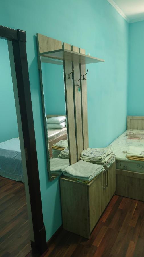 Auberge de jeunesse Megi à Ferghana Extérieur photo